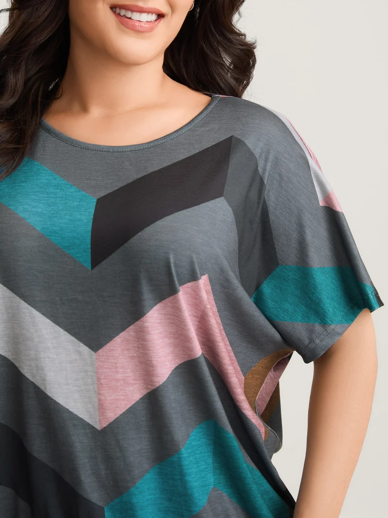 Color Block Wavy Print T-Shirt