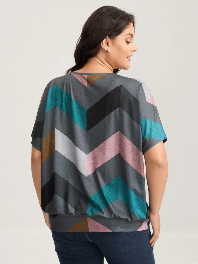 Color Block Wavy Print T-Shirt