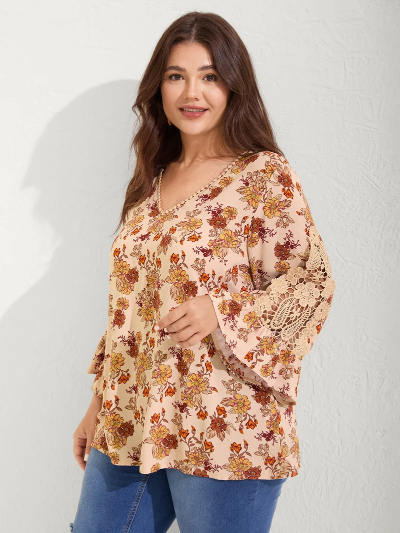Floral Print Lace V-Neck Blouse