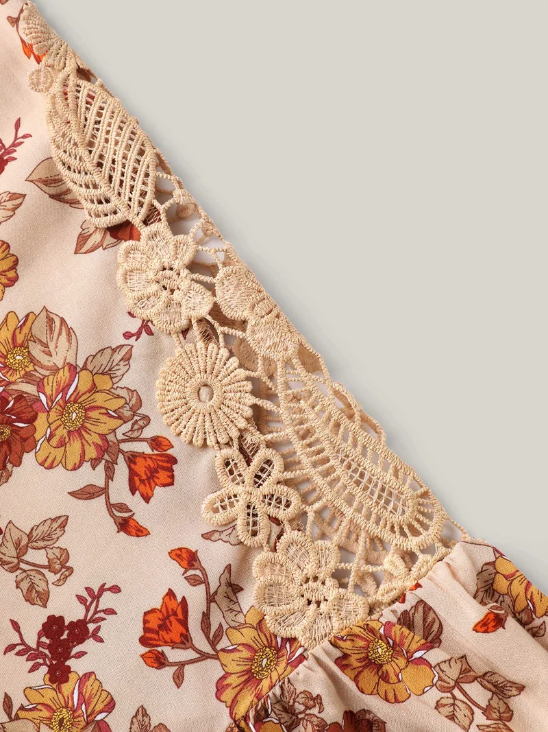 Floral Print Lace V-Neck Blouse