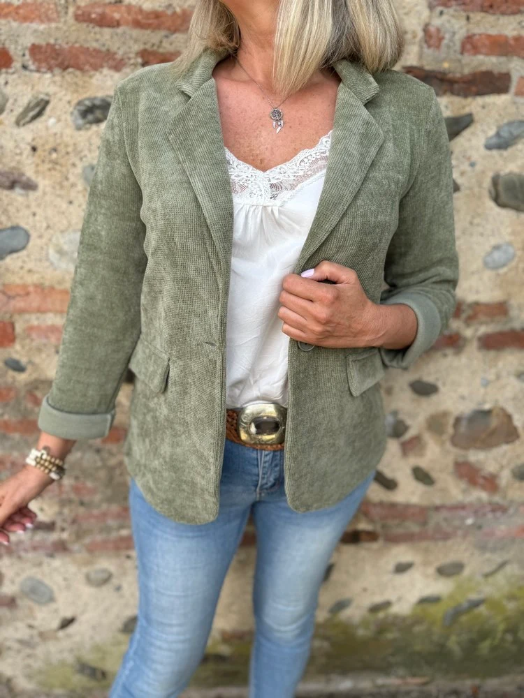 Veste tailleur en velours Sandra tilleul