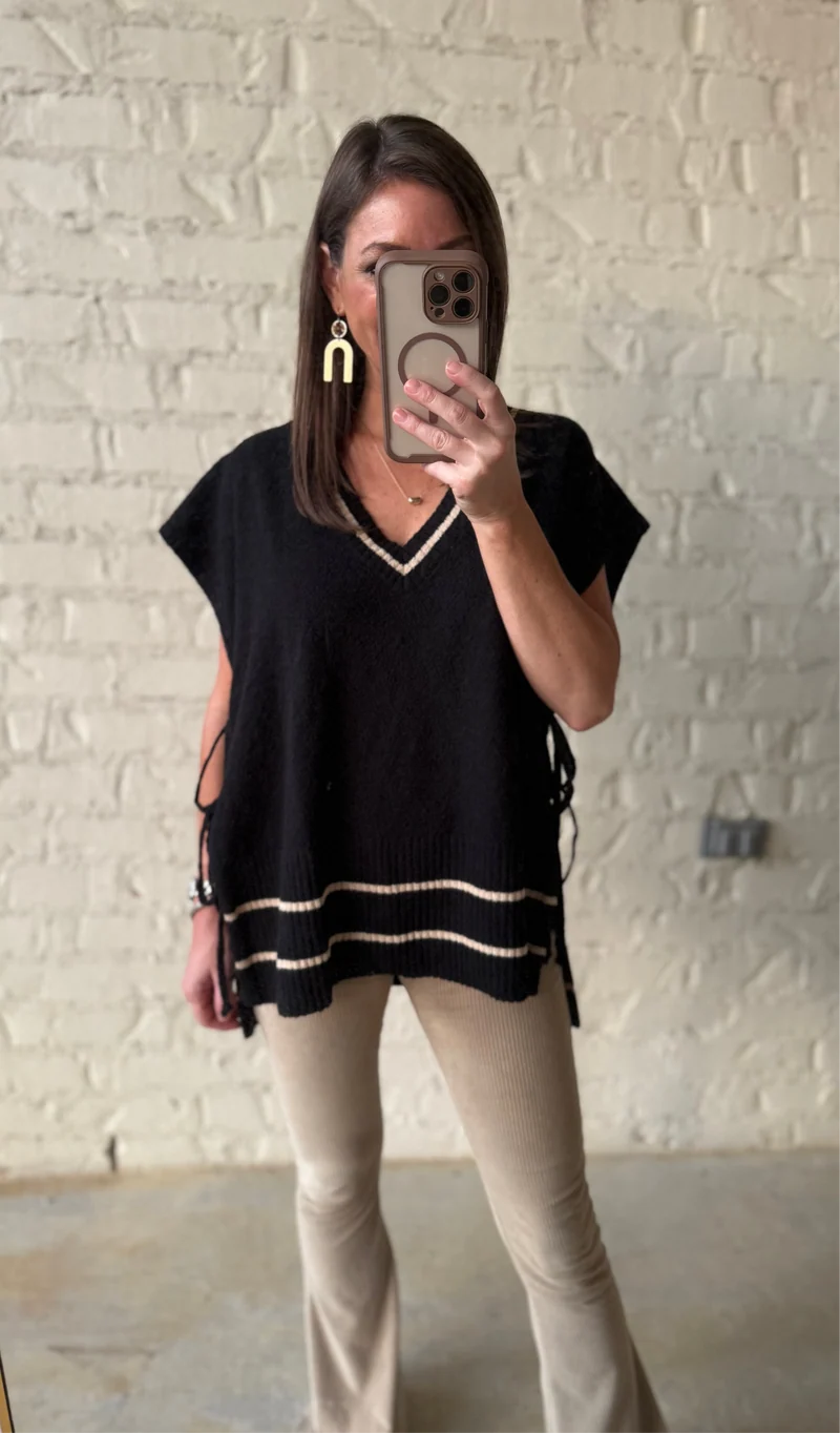 OPEN SIDE TIE SWEATER VEST - BLACK