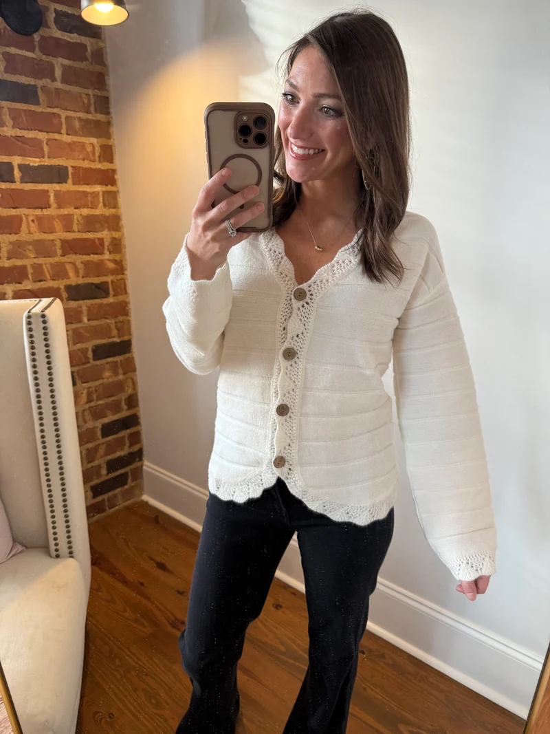 KNIT SWEATER TOP