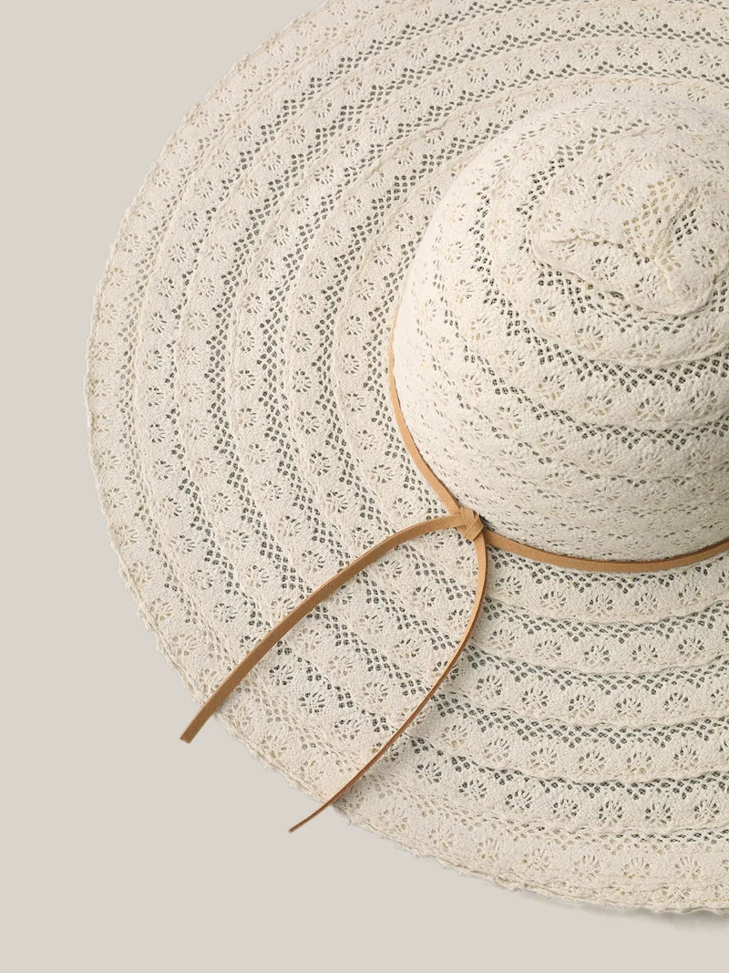 Vacation Curved Straw Hat