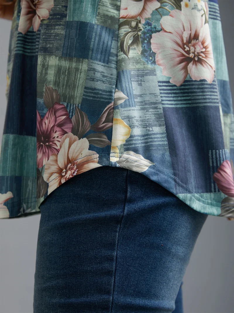 Crew Neck Floral Curved Hem T-Shirt