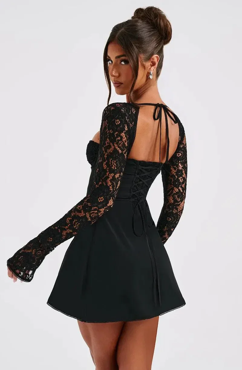 Robe Moulante Manches en Dentelle pour Femmes