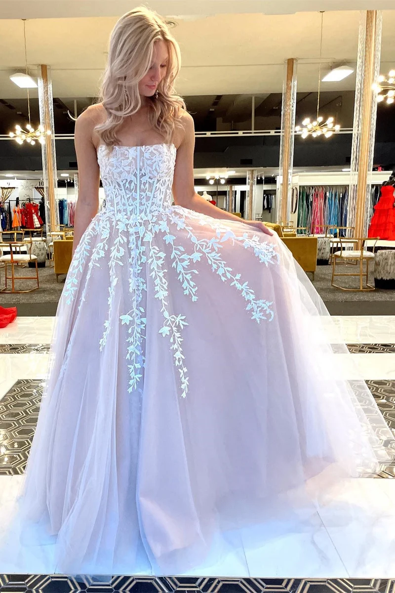 Robe de bal longue transparente sans bretelles avec appliques bleu aqua