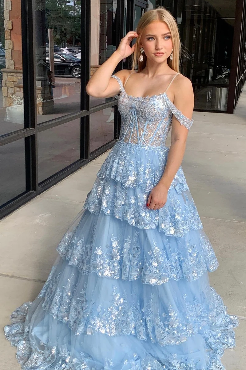 Robe de bal longue à volants et épaules dénudées en dentelle et tulle à paillettes
