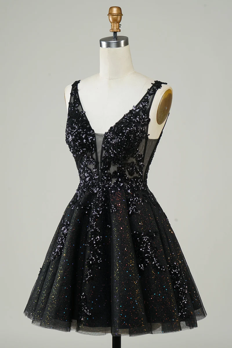 Robe de soirée en tulle orange à paillettes et col en V