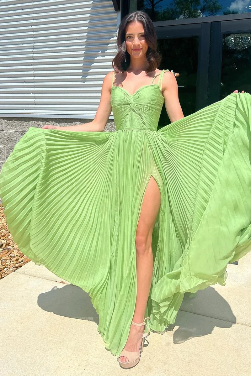 Robe de bal plissée torsadée vert kiwi avec fente