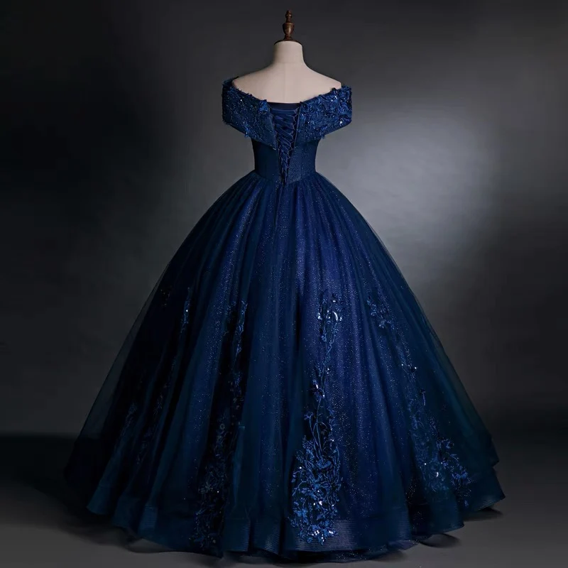 Robe de Quinceanera bouffante à épaules dénudées bleu marine, ornée d'appliques en dentelle