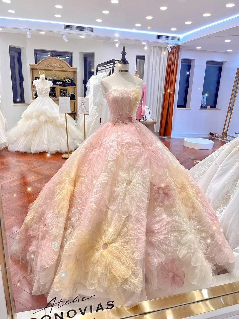 Robe de mariée romantique à grandes fleurs 3D, robe de mariée colorée
