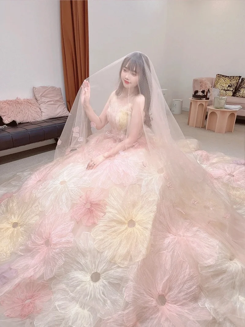 Robe de mariée romantique à grandes fleurs 3D, robe de mariée colorée