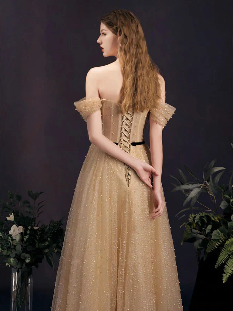Robe de bal champagne illusion à épaules dénudées avec ceinture noire