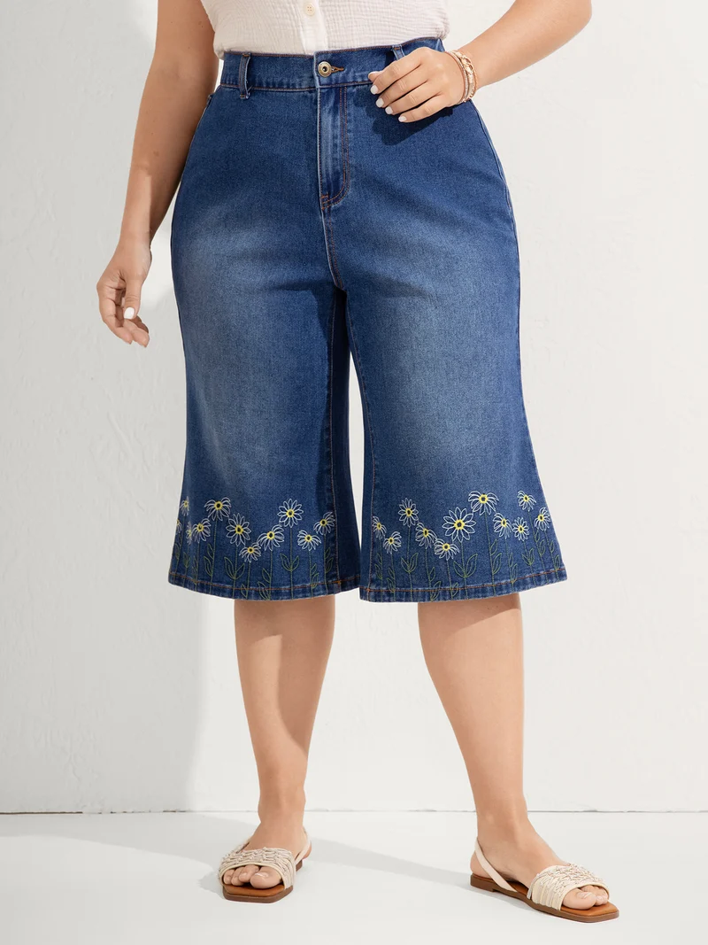 Floral Embroidered Elastic Waist Cropped Jeans