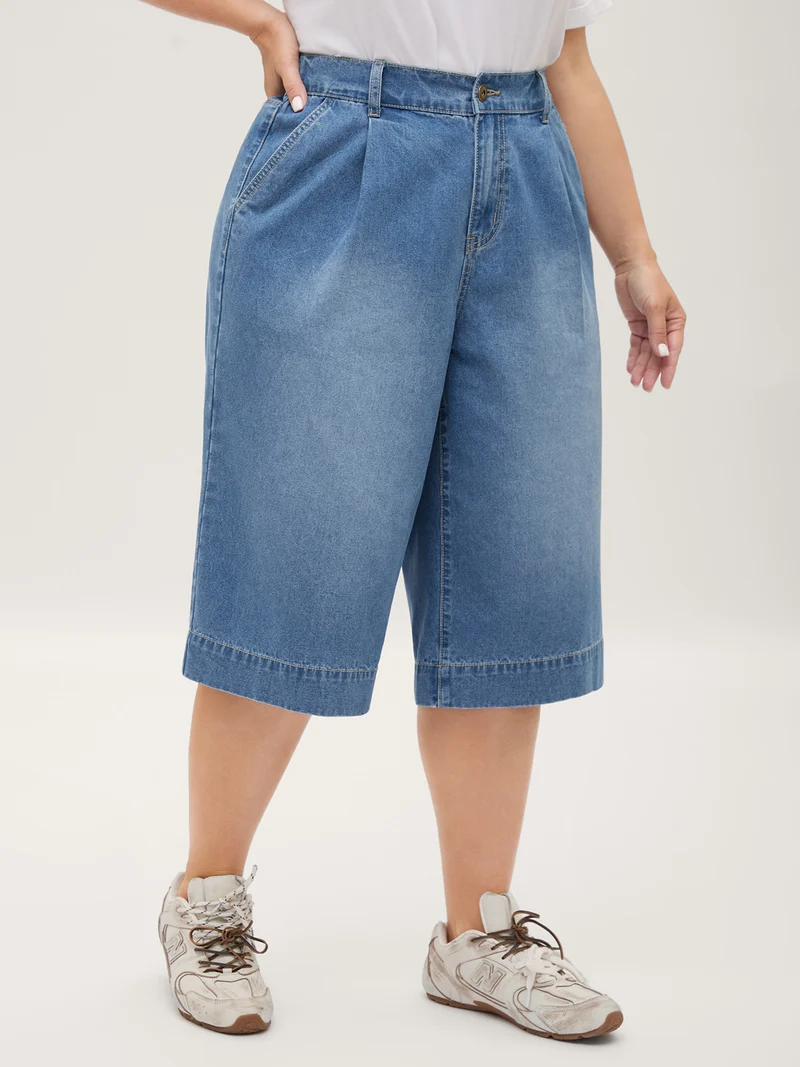 Stretchy Back-Waist Cropped Jeans