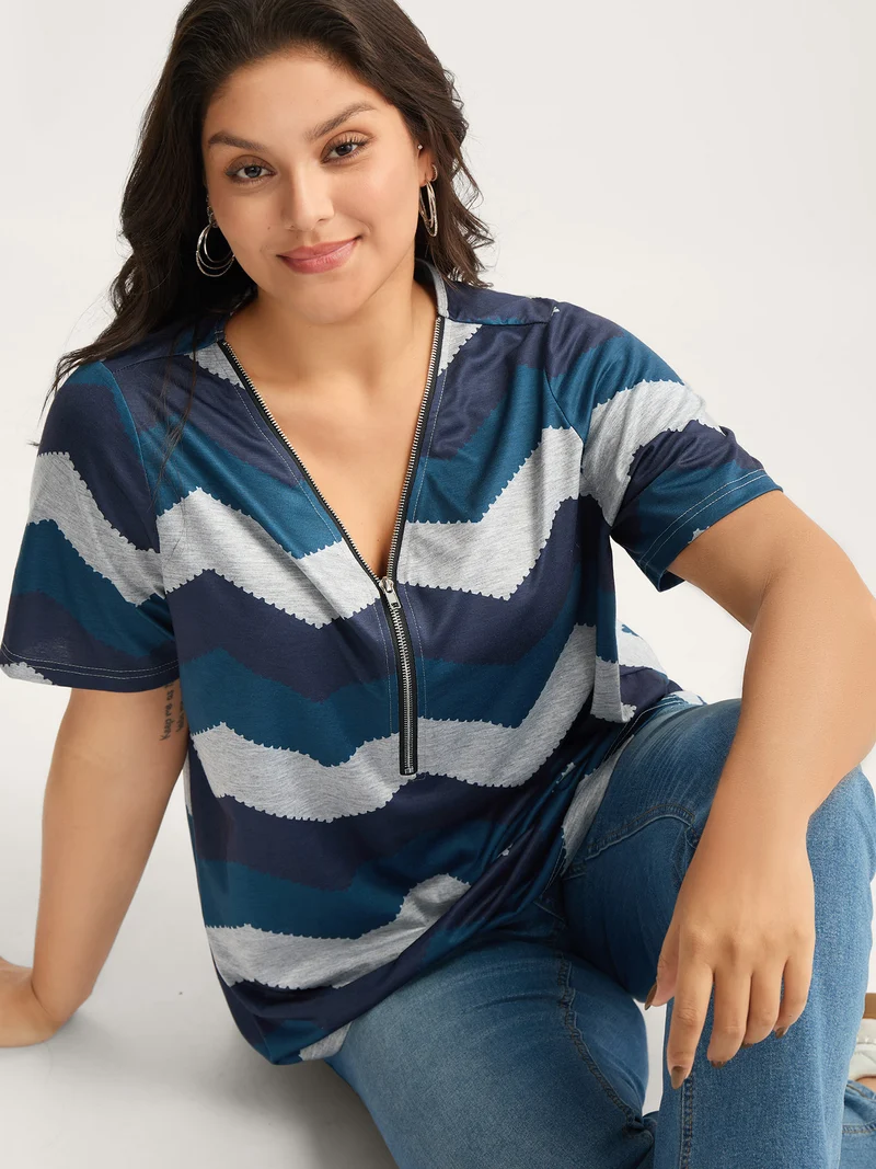 Wavy Stripe Color Contrast Zipper T-Shirt