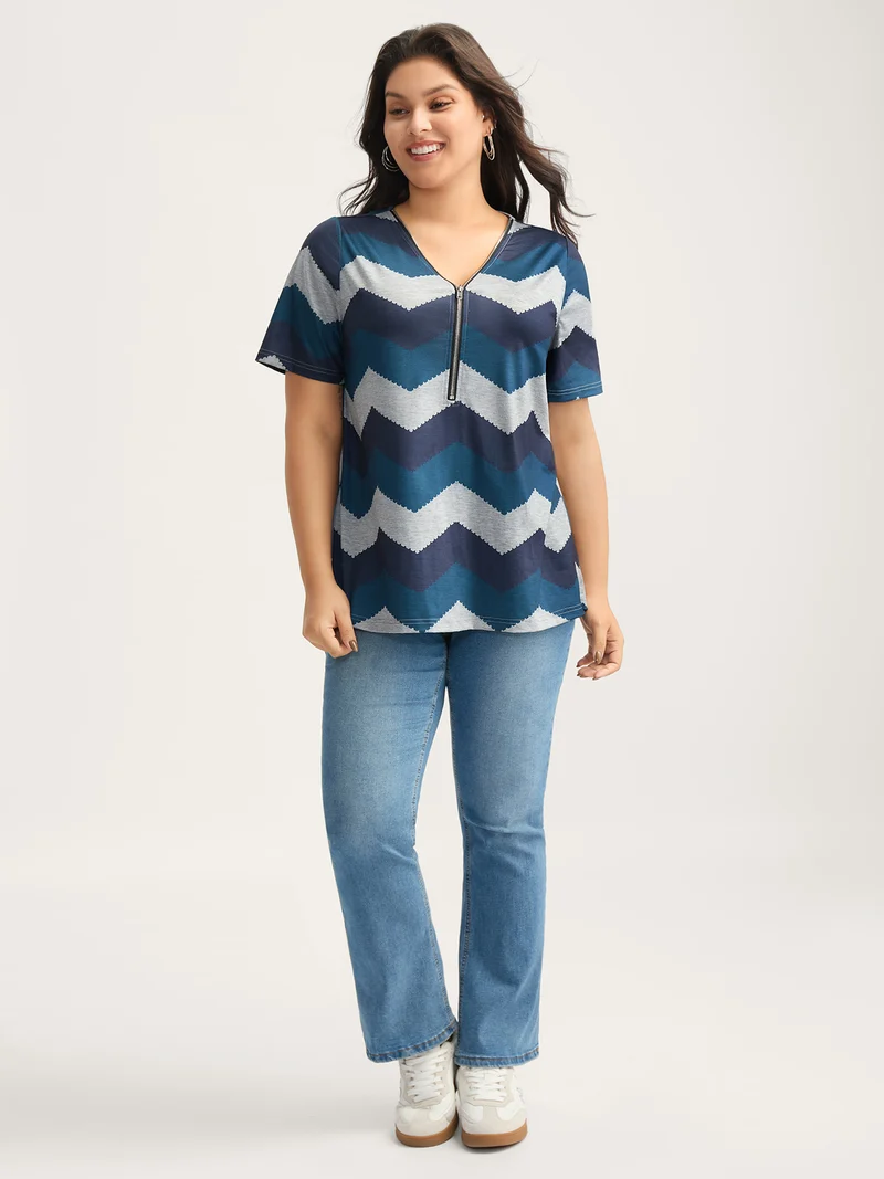 Wavy Stripe Color Contrast Zipper T-Shirt