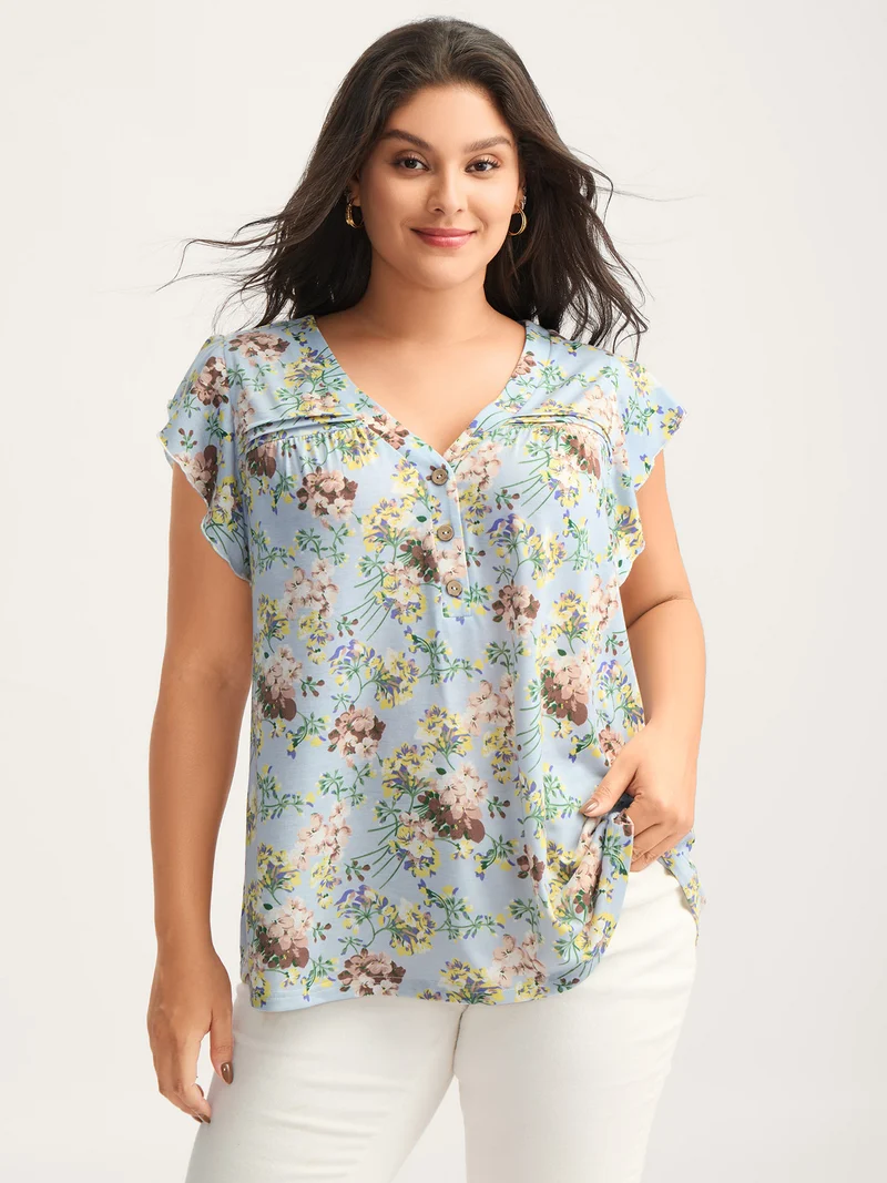 Floral Pleated Button Detail Blouse