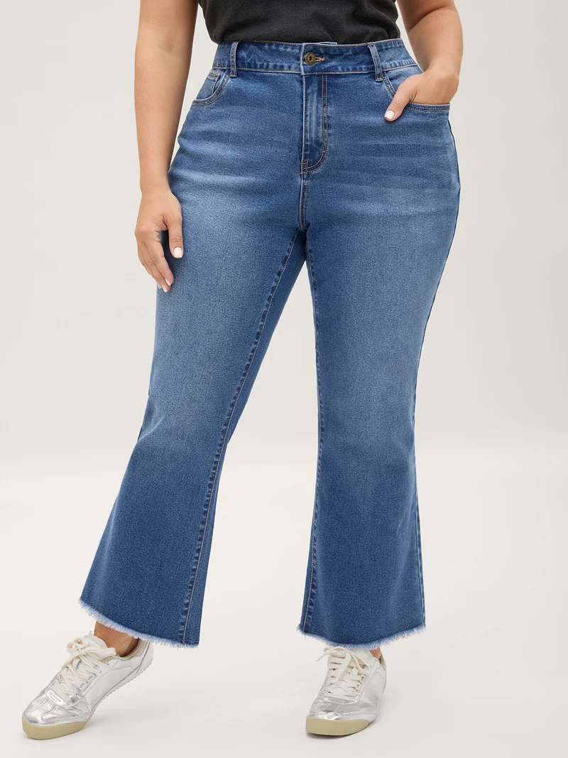 No-Gap Waist Sculpting Bootcut Jeans