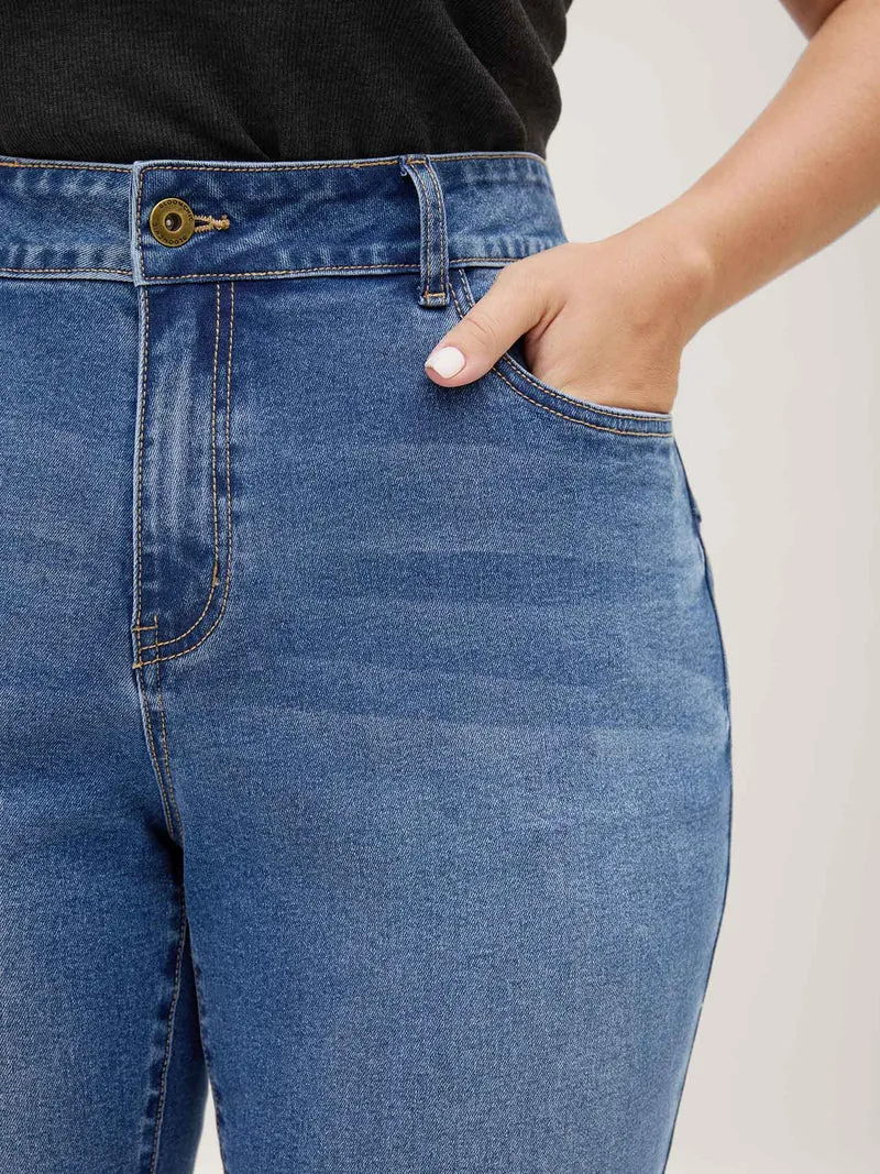 No-Gap Waist Sculpting Bootcut Jeans