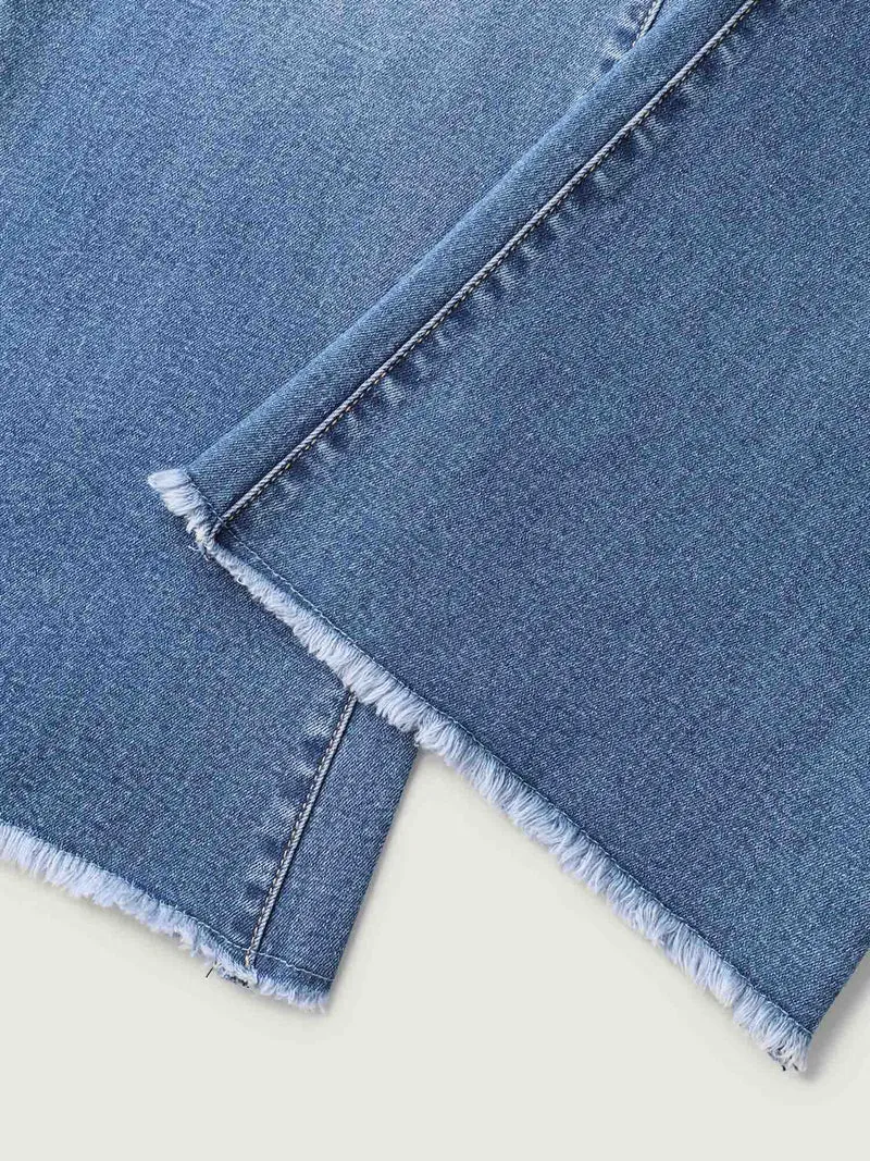 No-Gap Waist Sculpting Bootcut Jeans