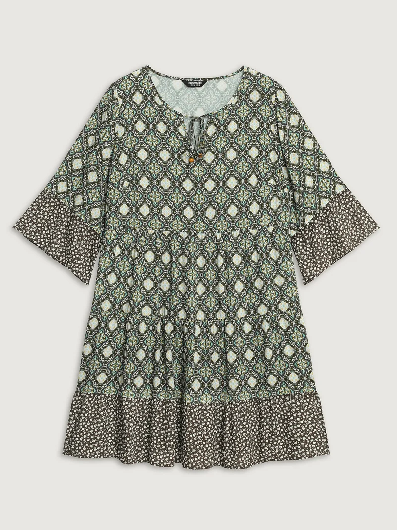 Geometric Print Flared Sleeve Tiered Midi Dress