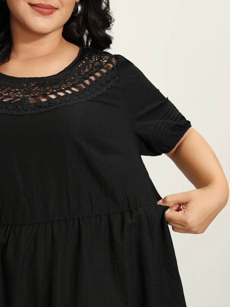 Lace Puffy Sleeve Knee-Length Dress