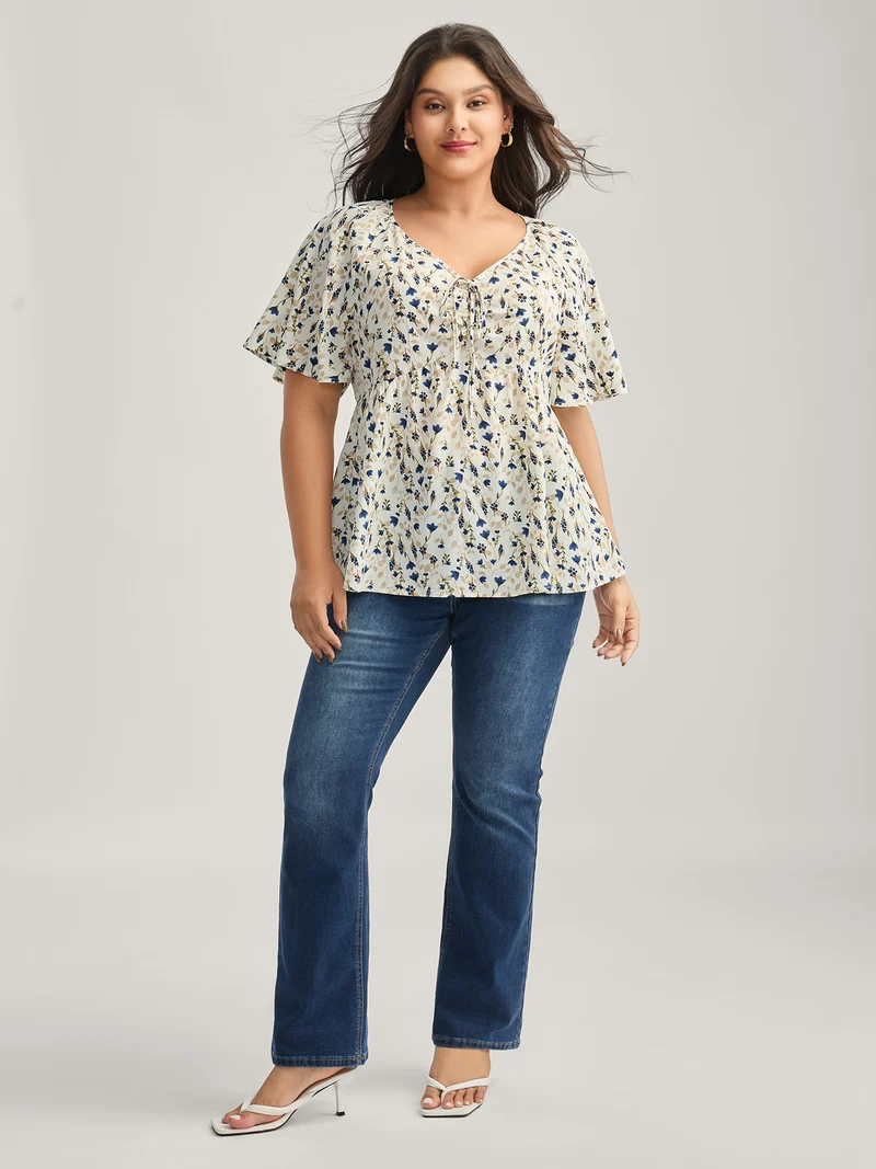 Bust-Comfort Floral Print Tie Blouse