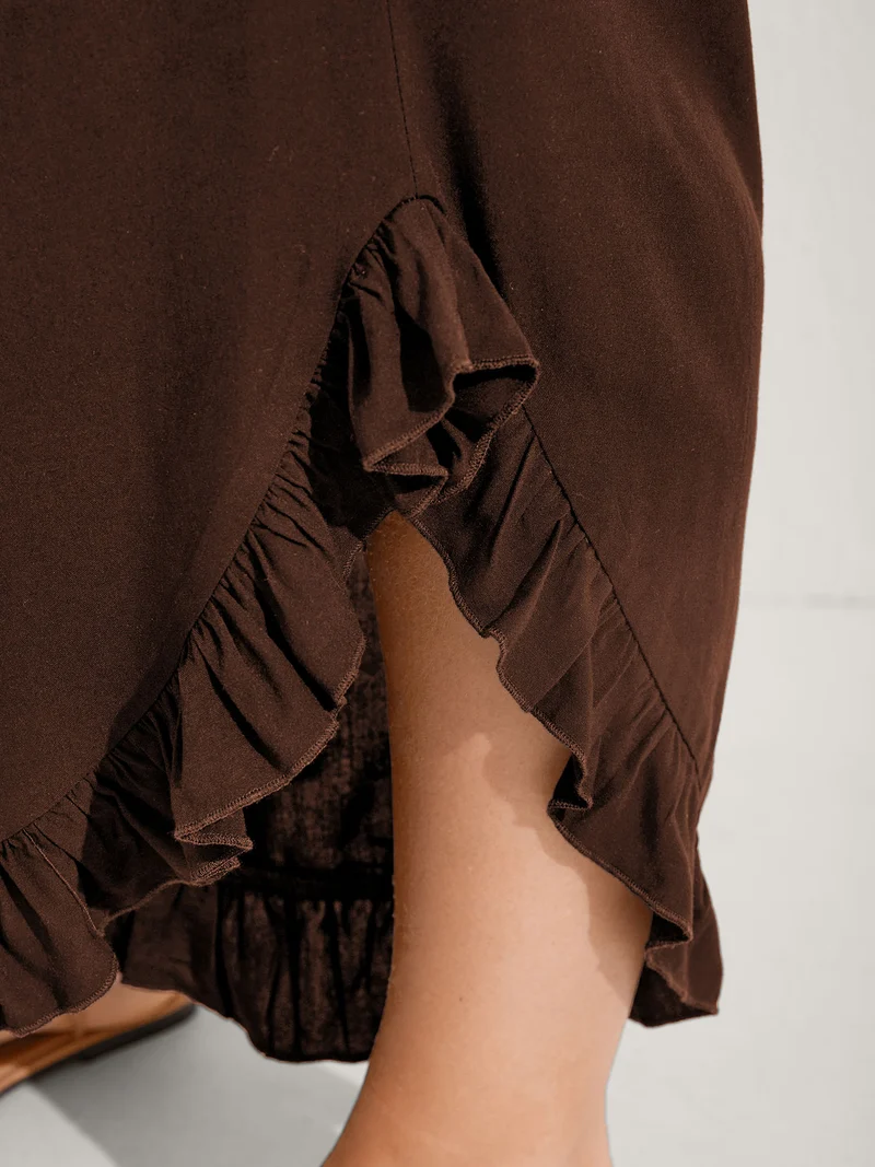 Ruffled Curvy Hem Wide-Leg Pants