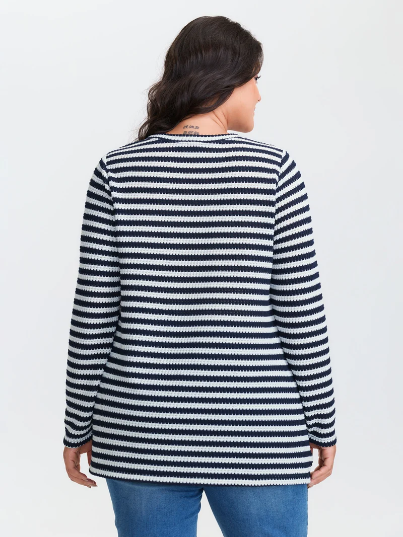 Geometric Texture Split Hem T-Shirt