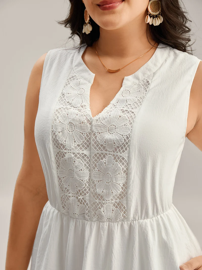 Floral Textured Solid Tiered Hem Midi Dress