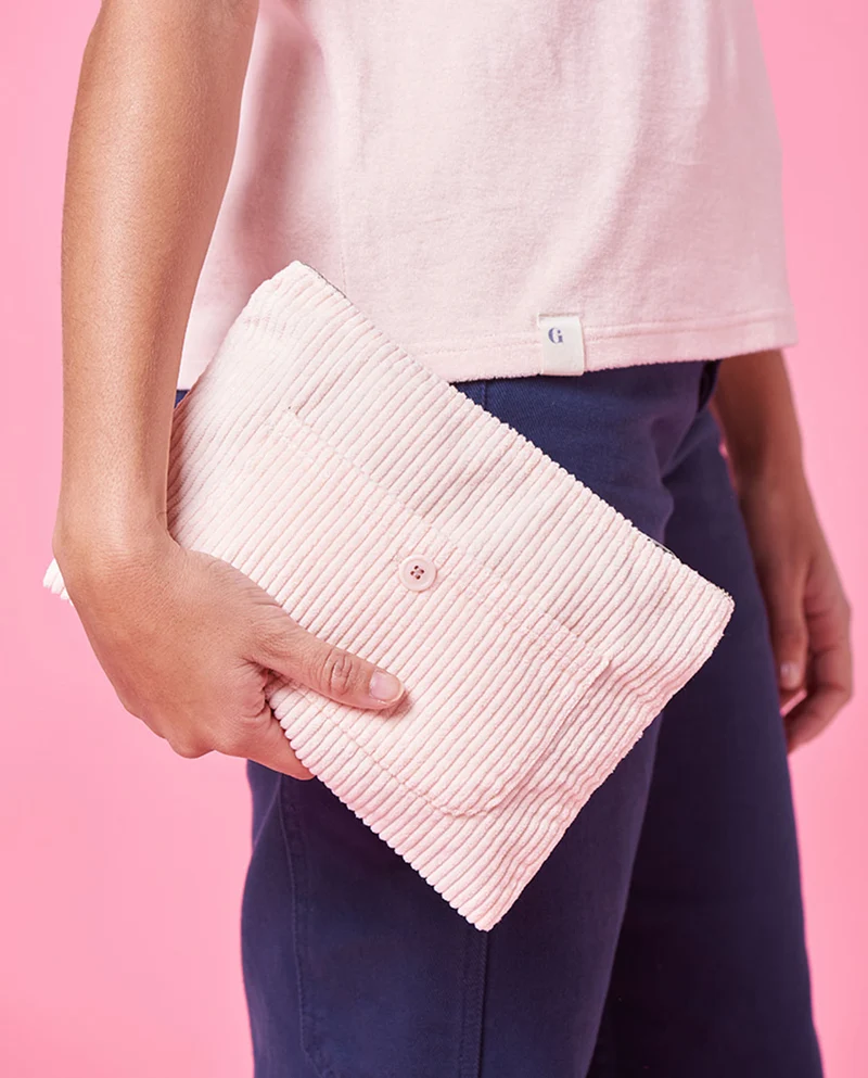 Pochette en velours côtelé bio
