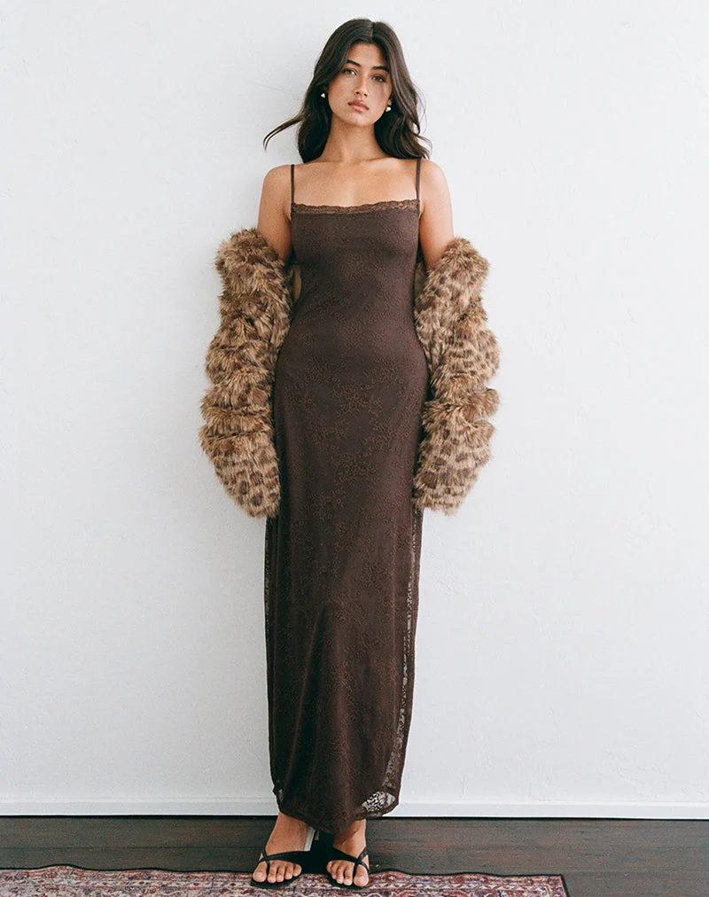 Robe longue Madrid en dentelle couleur chocolat