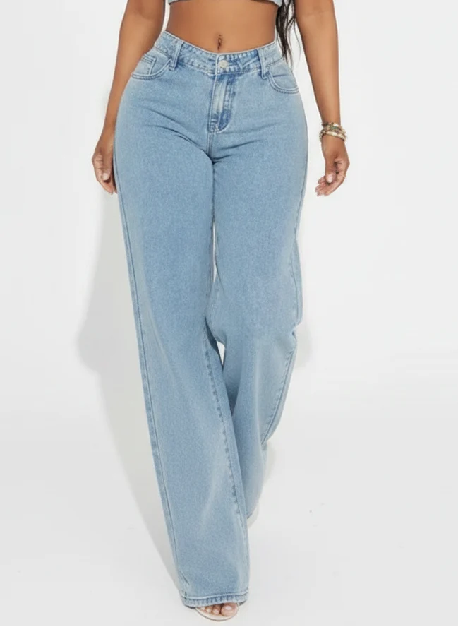 Jean baggy broderie contrastée