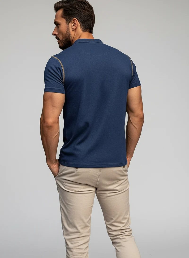 T-shirt col tunisien structuré