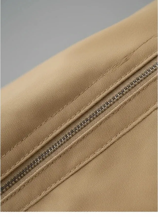 Ensemble Jupe Plissée et Veste Courte Zippée Moderne