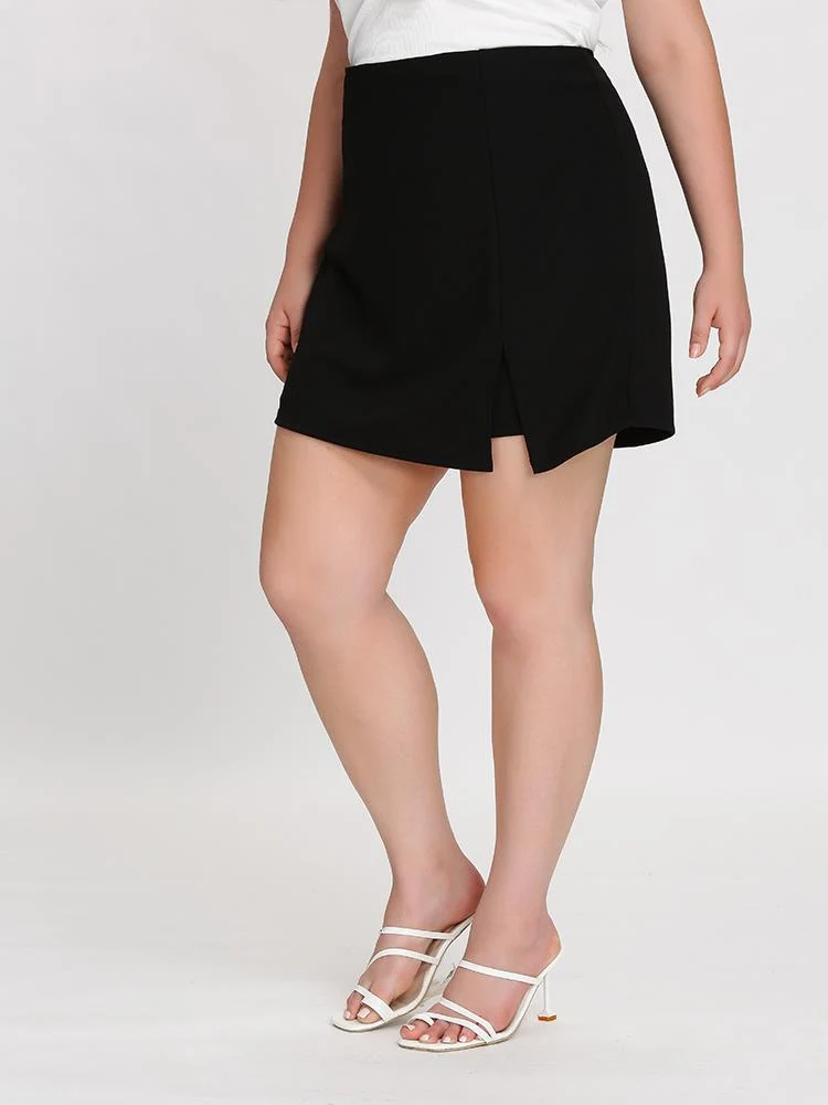 Solid Slit Skirt Short