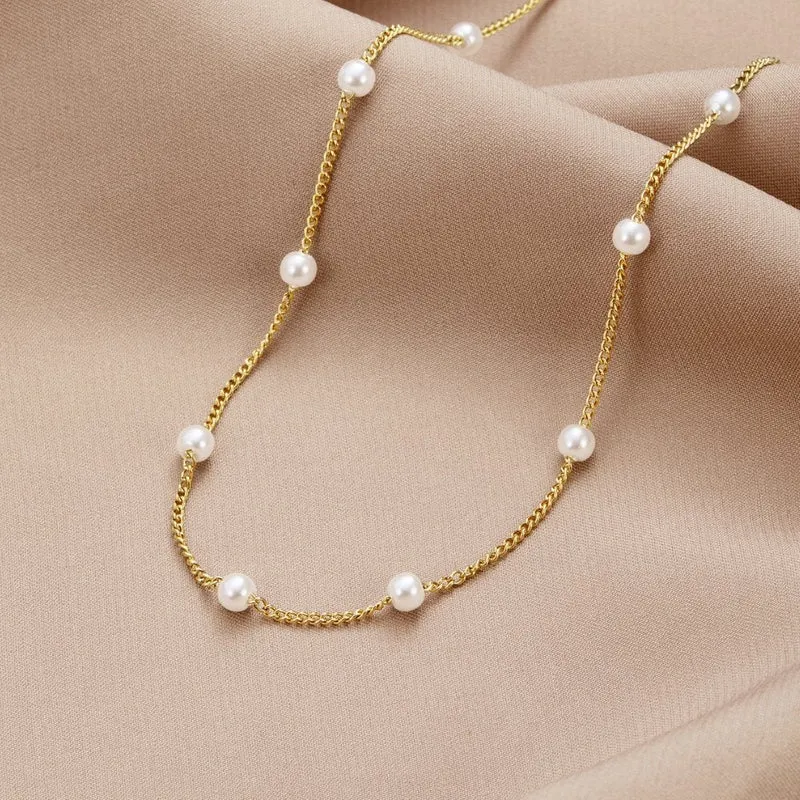 Collier à chaîne avec perles