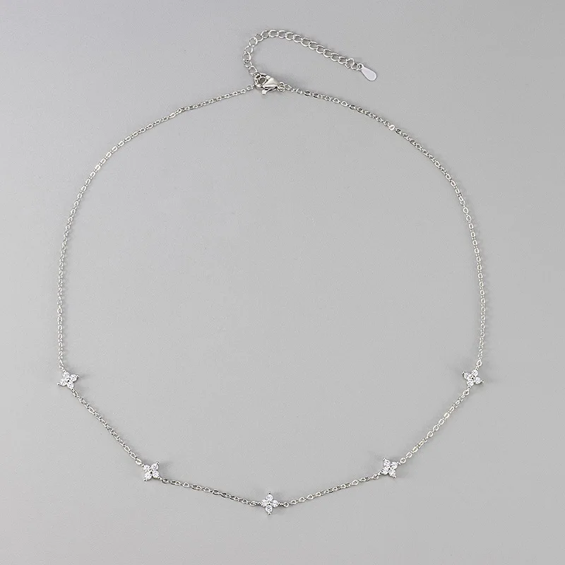 Collier de antique