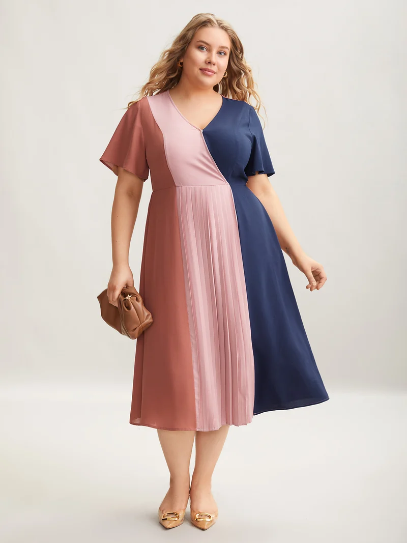 Color Block Pleated Waist-Cinched Midi Dress