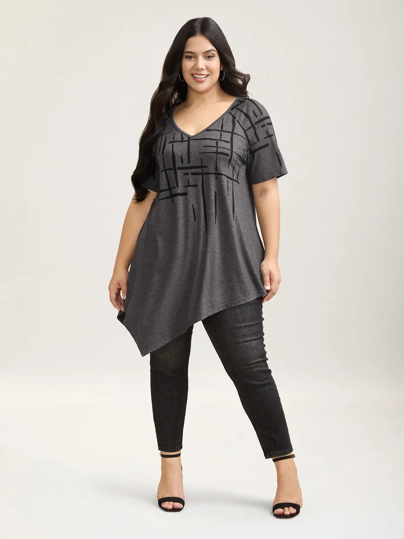 Geometric Print V-Neck Hi-Low Hem T-Shirt