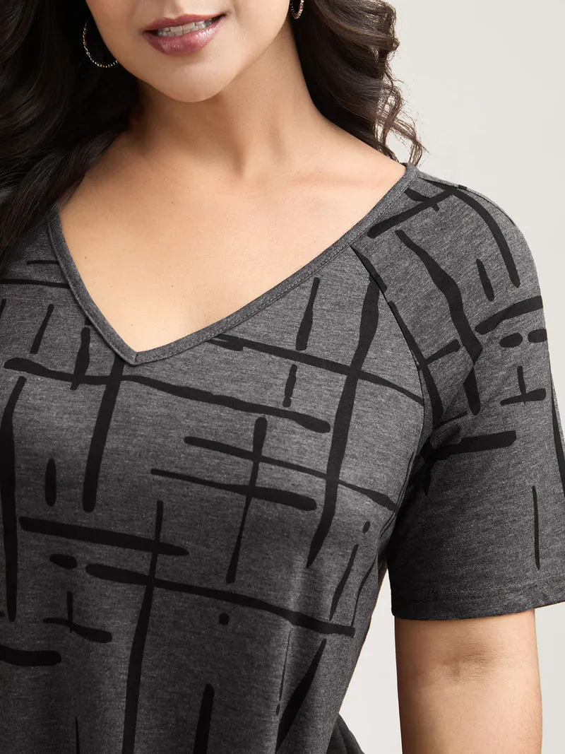 Geometric Print V-Neck Hi-Low Hem T-Shirt