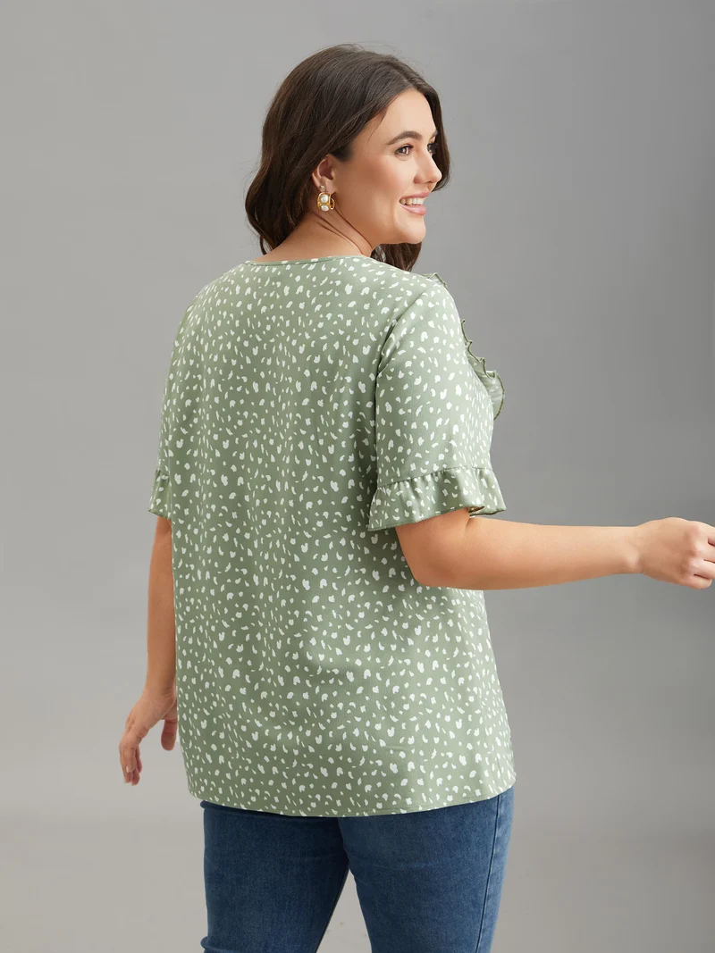 Ruffled Edges Pleated Floral Shirt
