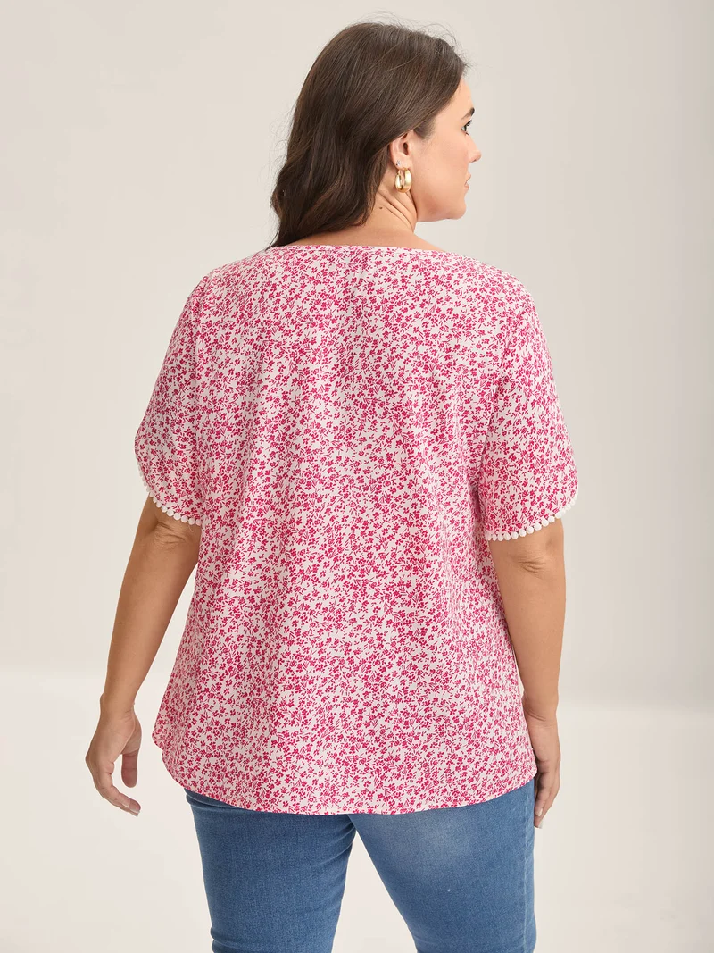 Petal Sleeve Floral Lace Spliced Shirt
