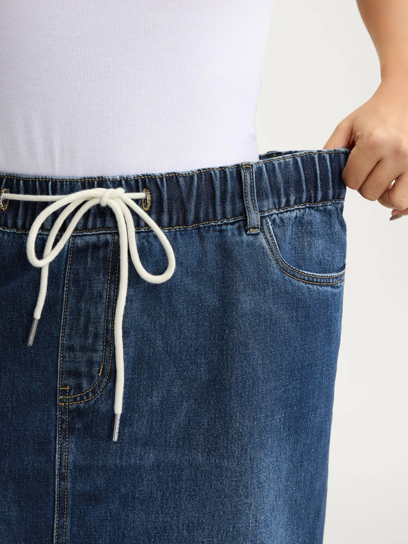 Drawstring Front Slit Stretchy Waist Midi Denim Skirt