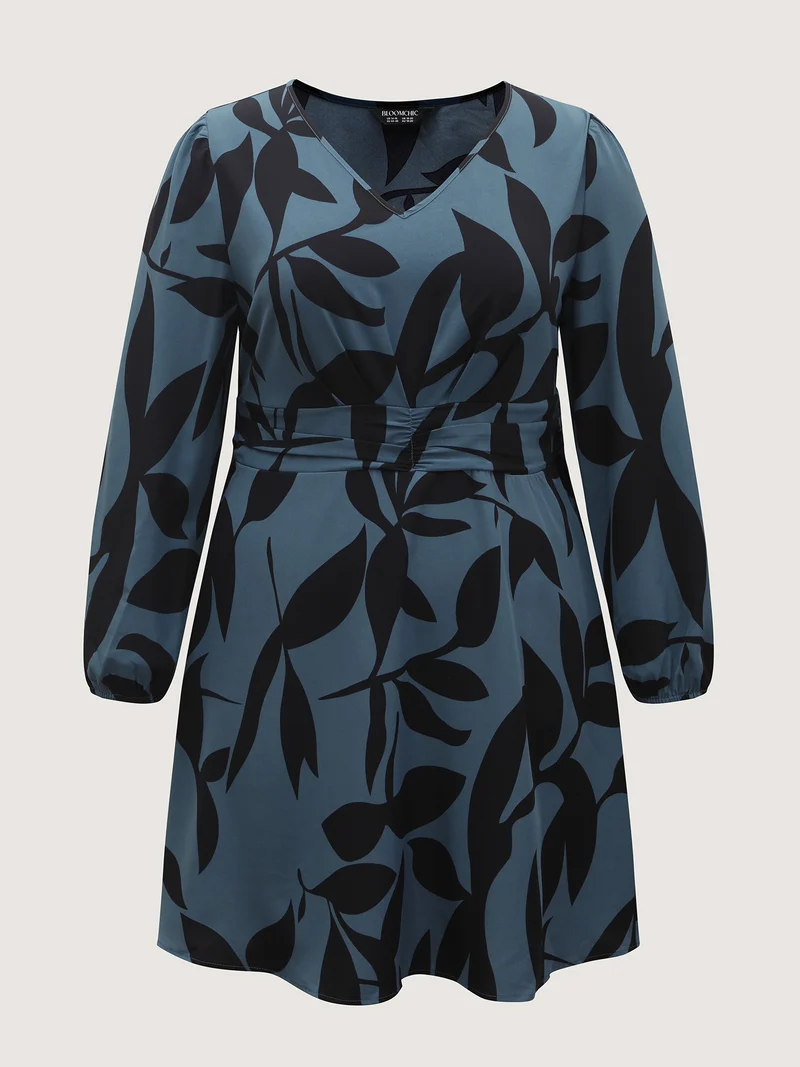 Silhouette Flower Print Shirred Waist Knee-Length Dress
