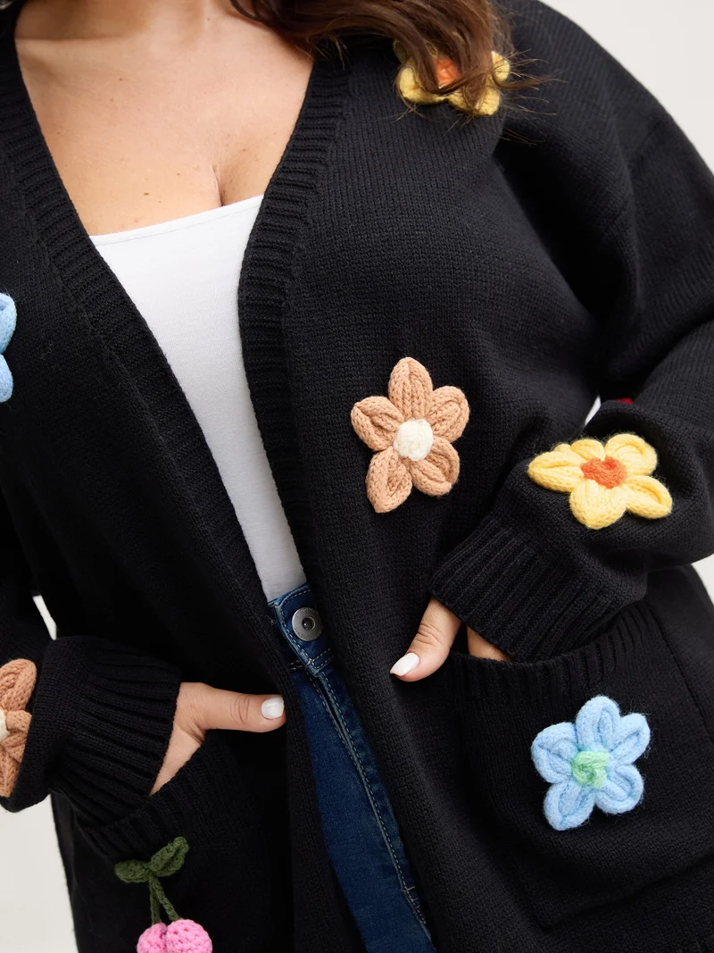 Crochet Floral Front-Open Pockets Knit Cardigan