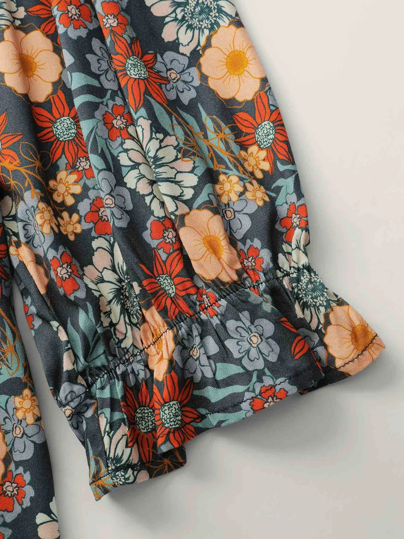 Cozy Floral Print Lace Trim Blouse