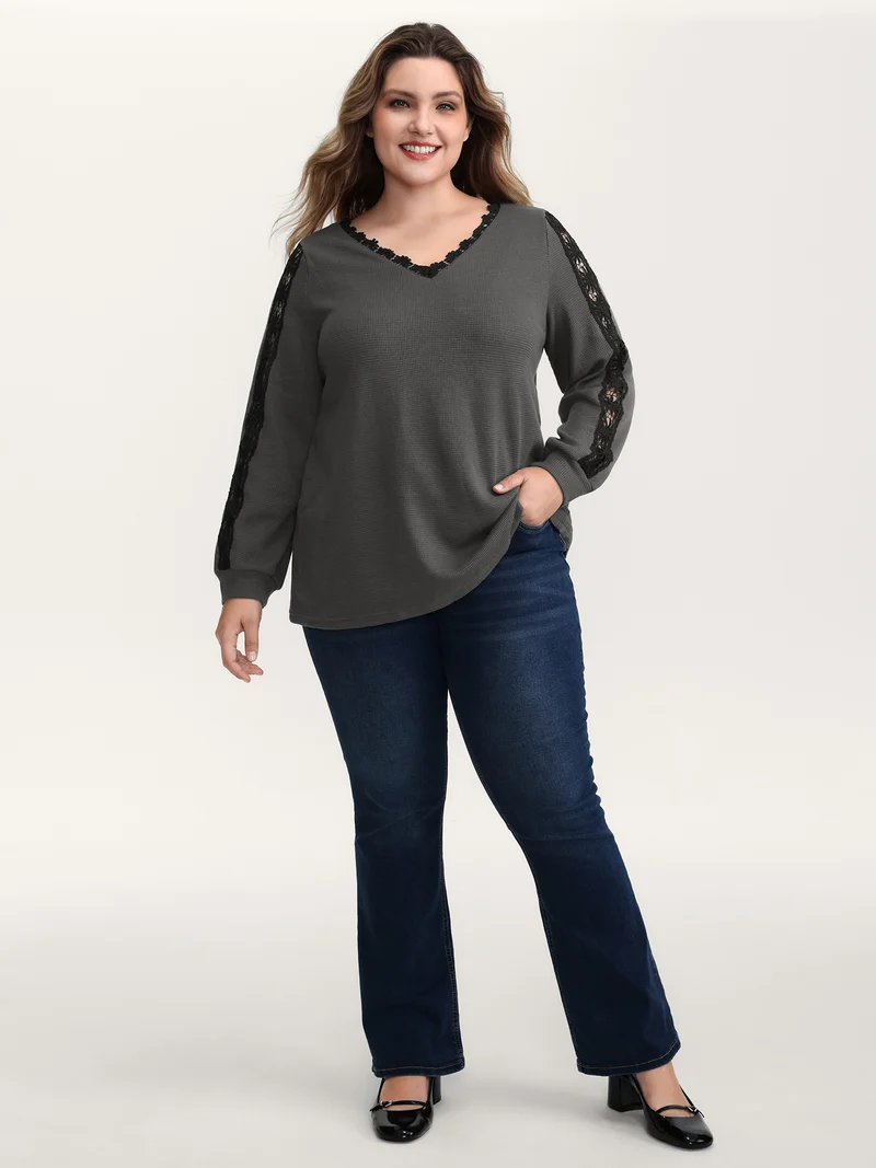 Lace Trim Textured V-Neck T-Shirt